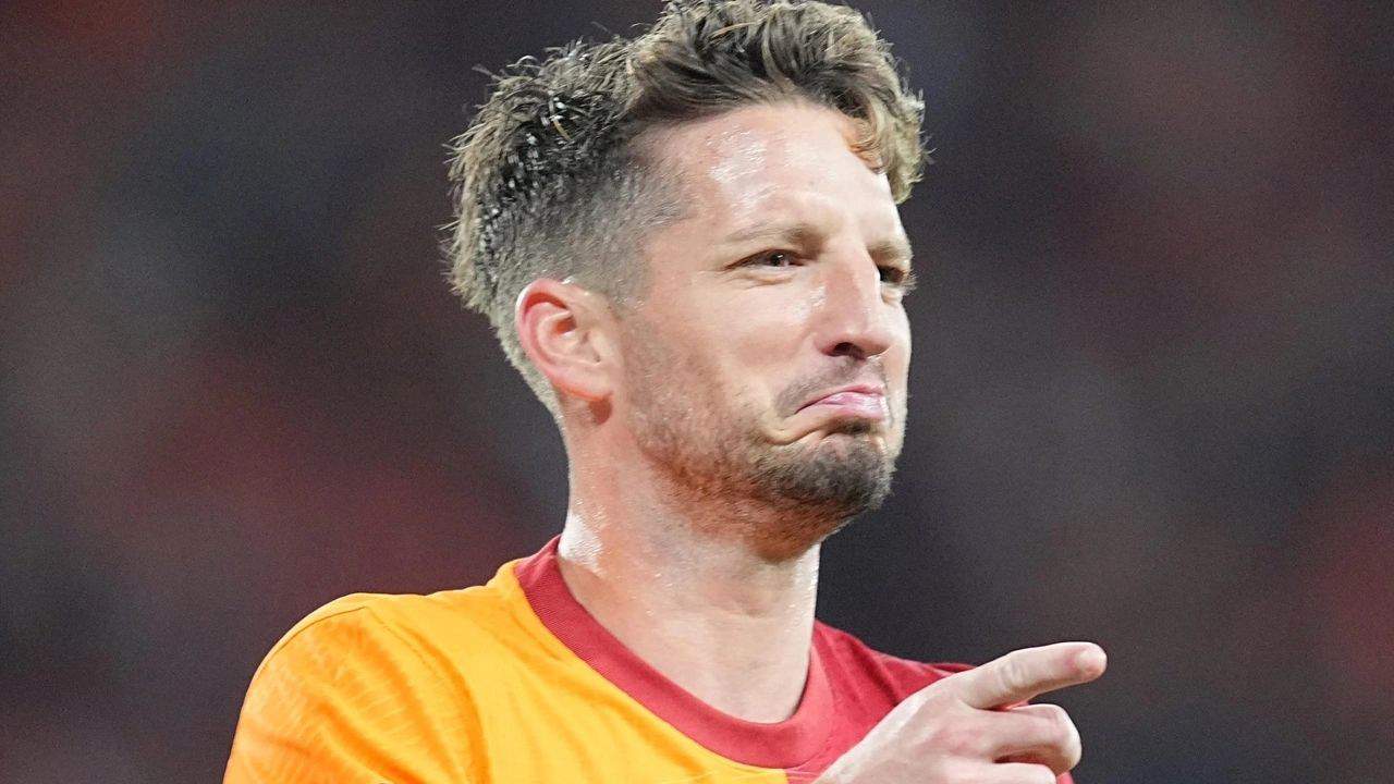 Dries Mertens ile Galatasaray’da Şampiyonluk Yolunda Büyük Adım: Fenerbahçe Derbisinde Etkileyici Performans