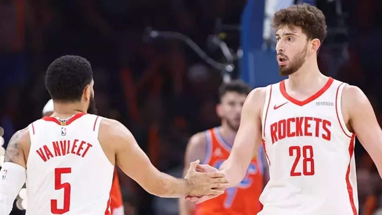 Alperen Şengün NBA’de Tarih Yazıyor: Houston Rockets, Philadelphia 76ers’ı Nasıl Yendi?