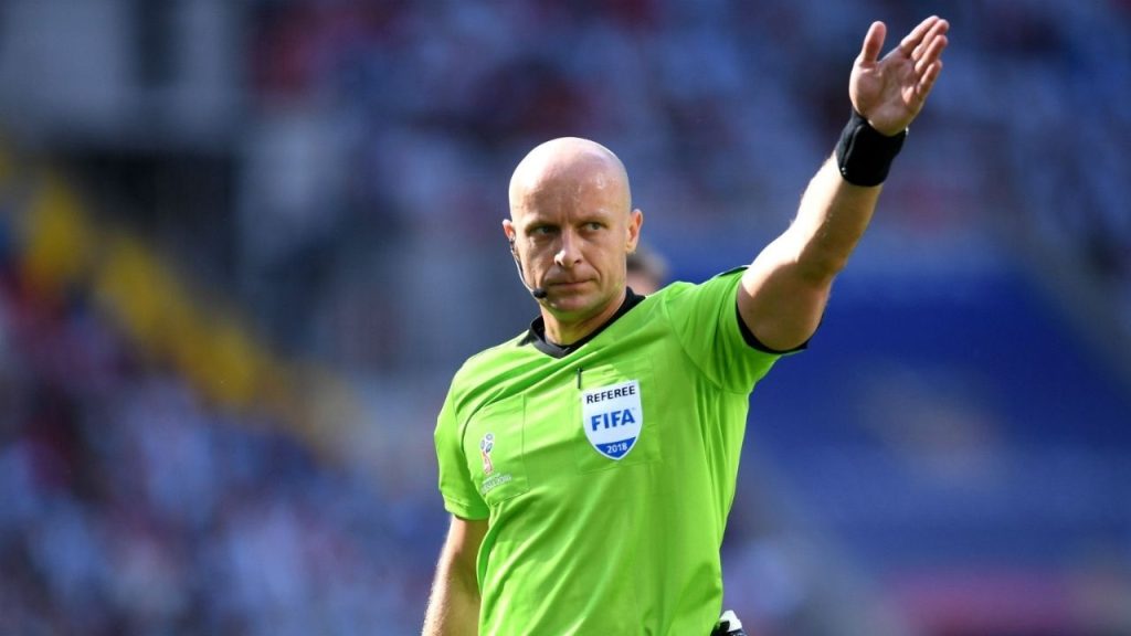 beşiktaş, twente maçında szymon marciniak yönetiminde sahada