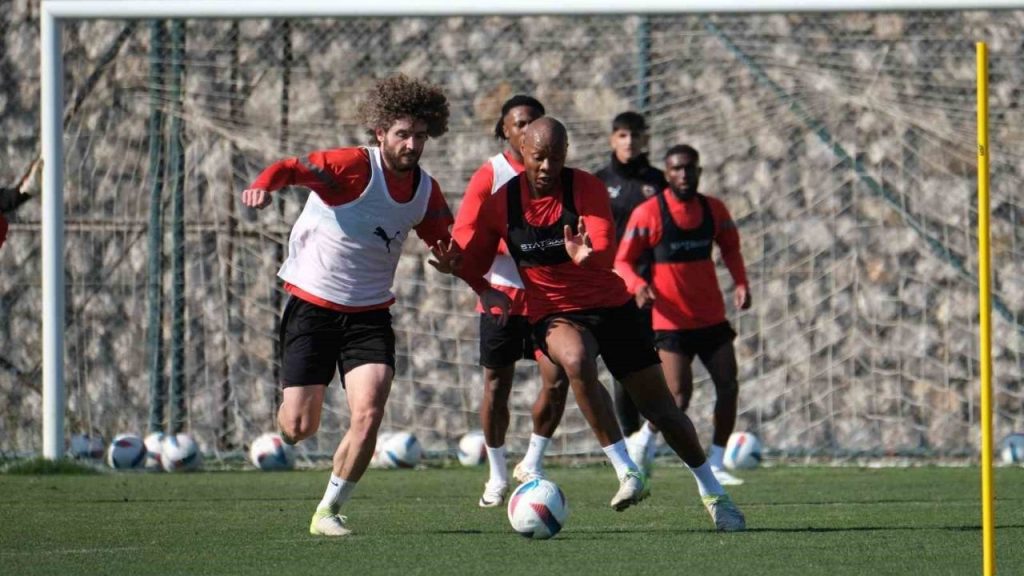  hatayspor, antalyaspor maçı İçin hazırlıklara başladı süper lig heyecanı sürüyor