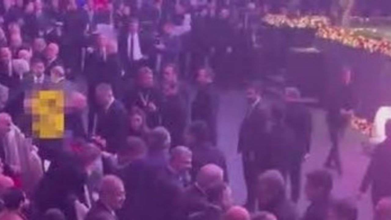 ali koç İle tokalaşan tff başkanı, dursun Özbek'i görmezden geldi