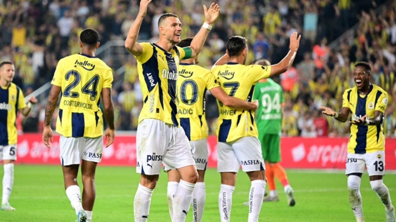 fenerbahçe'nin uefa listesine 3 yeni İsim eklendi!