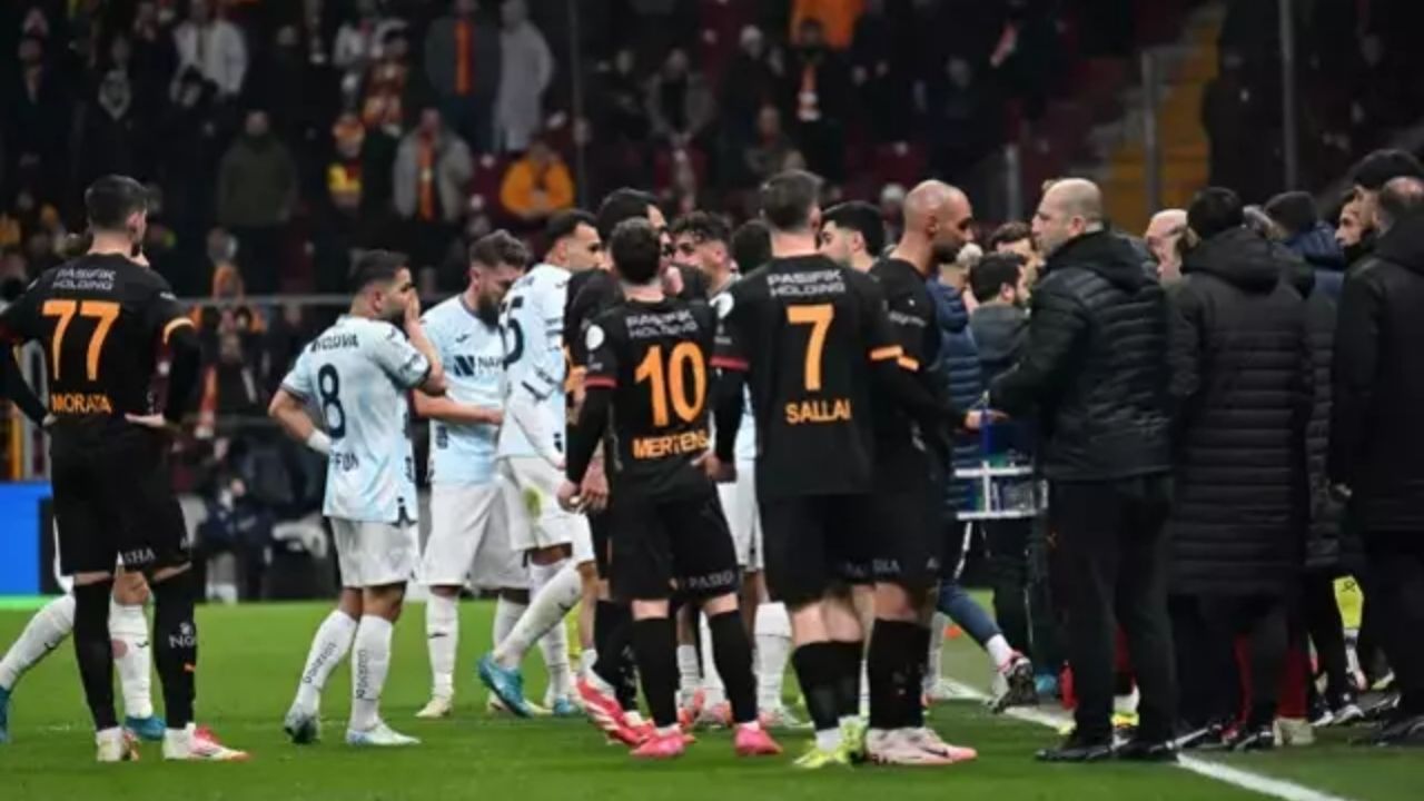 Galatasaray-Adana Demirspor Maçı Avrupa Basınında Rezil Edildi