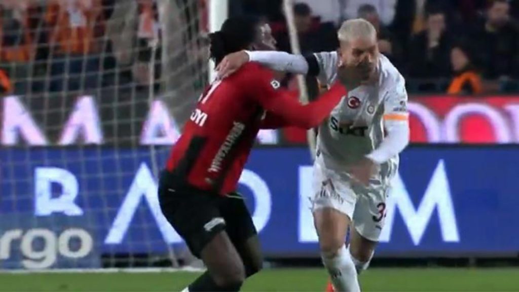  gaziantep fk galatasaray maçının hakemi kadir sağlam'a tepki beyran yemek İçin geldiğinde olanlar