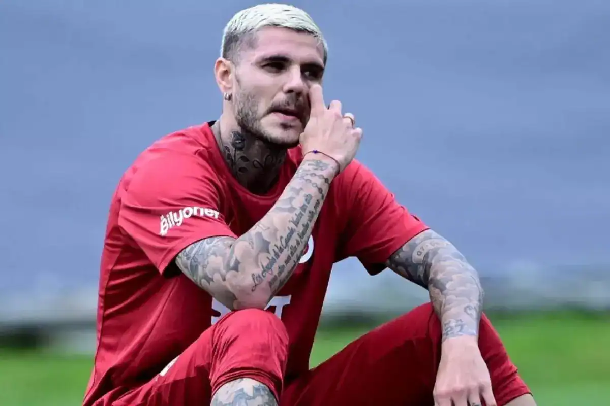 galatasaray-icardi-nin-sozlesmesi-askiya-aldi-18386310_4673_amp.jpg