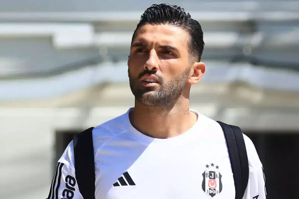 umut-meras-tan-besiktaslilari-kizdiracak-sozler-18358936_6979_amp.jpg