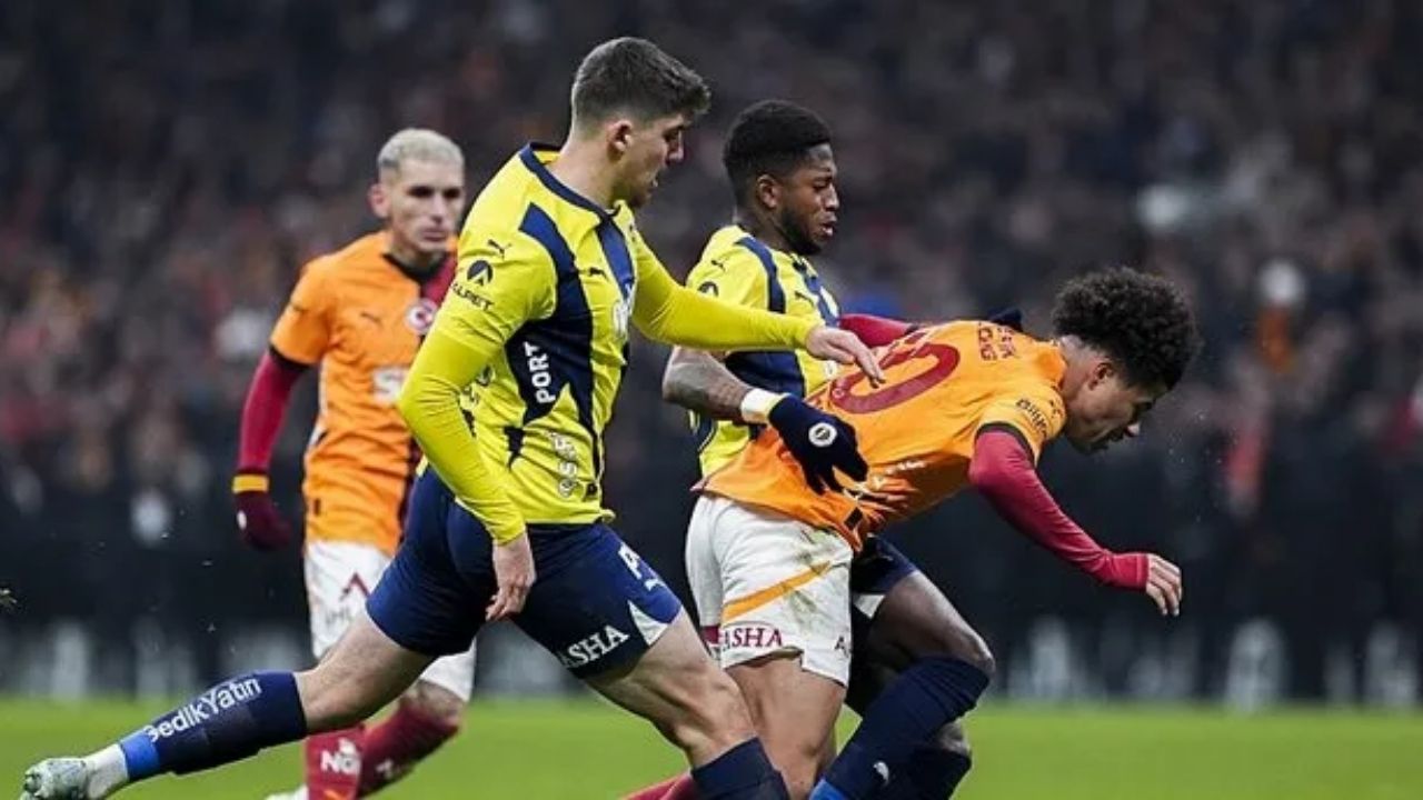 Galatasaray ve Fenerbahçe PFDK'ya sevk edildi