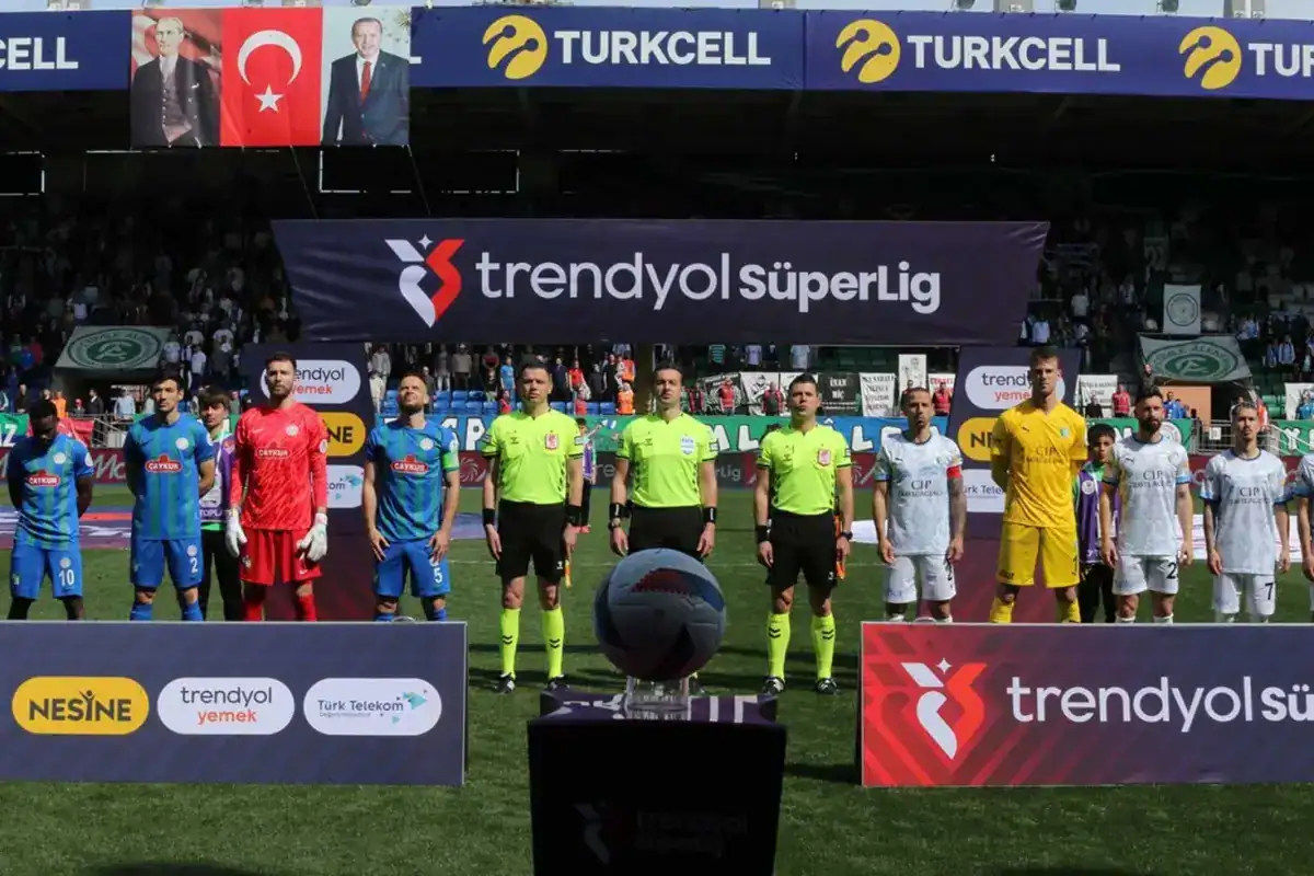baslarina-gelmeyen-kalmadi-caykur-rizespor-45-18453340_8966_amp.jpg