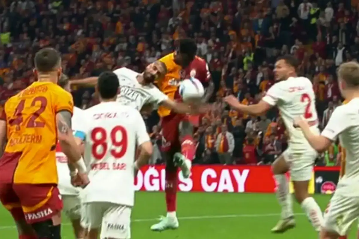 galatasaray-in-kazandigi-penaltida-karar-dogru-mu-18450814_6257_amp.jpg