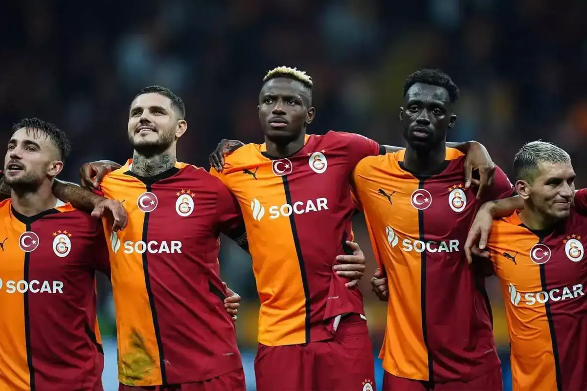 galatasaray-in-yildizlari-kuapadaki-fenerbahce-18430553_6572_amp.jpg