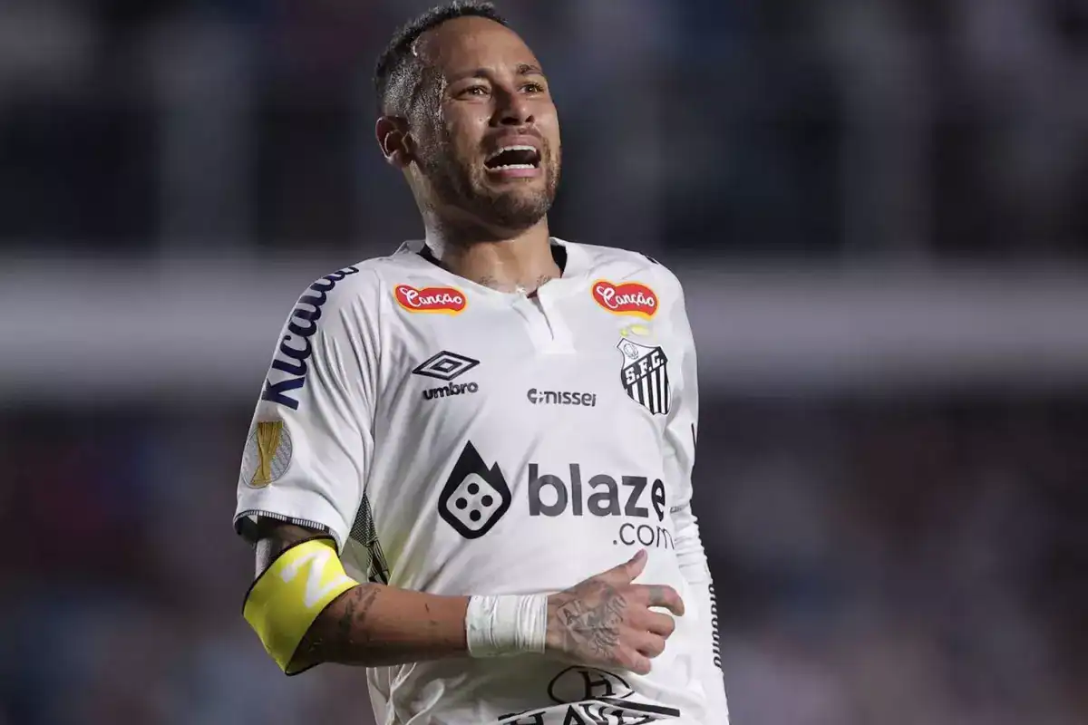 neymar-1-5-yil-sonra-cagrildigi-brezilya-milli-18451058_202_amp.jpg