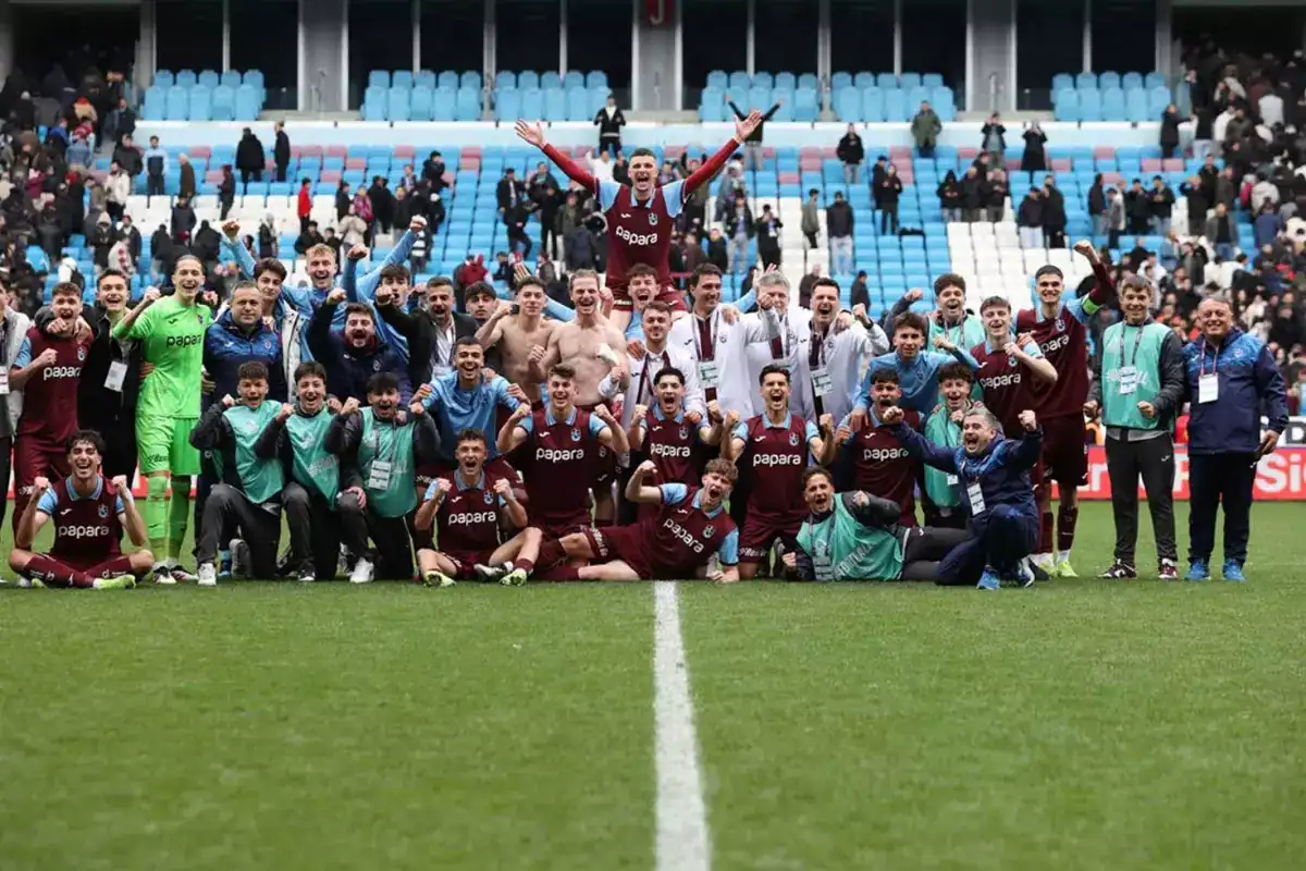 trabzonspor-u19-un-uefa-genclik-ligi-ceyrek-18428549_9612_amp.jpg