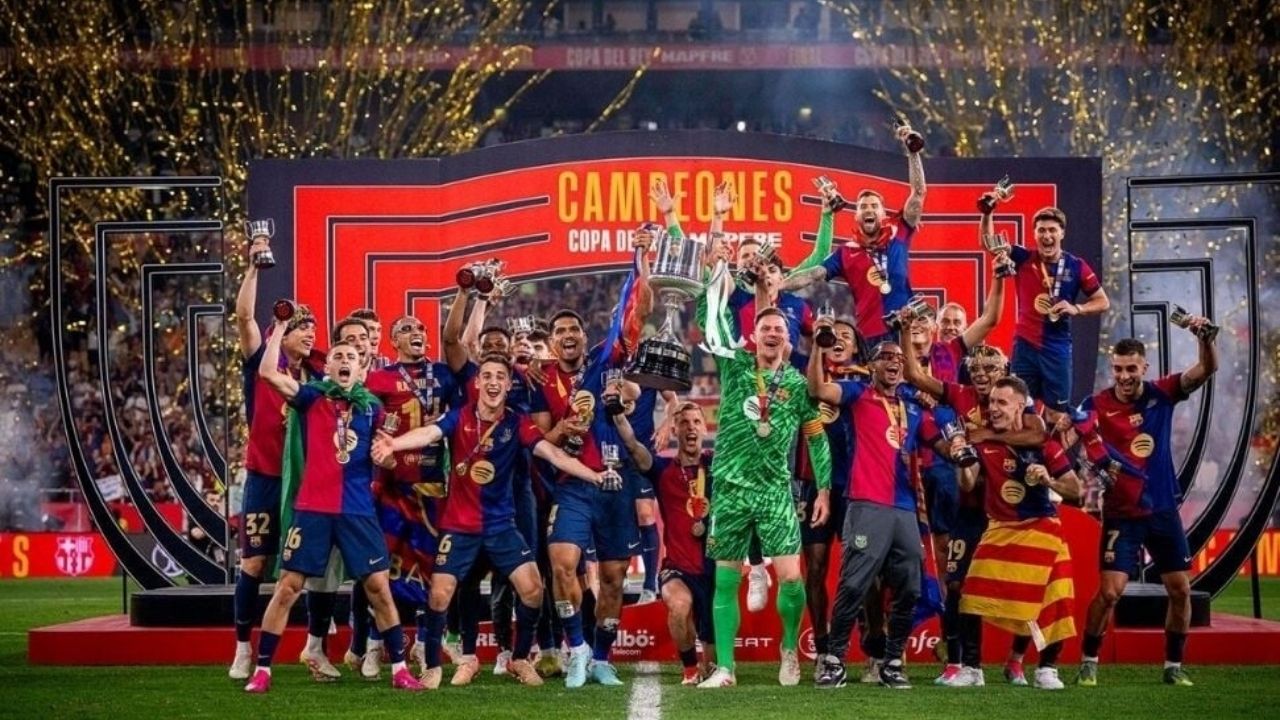Barcelona, Real Madrid'i 3-2 Yenerek İspanya Kral Kupası'nı Kazandı