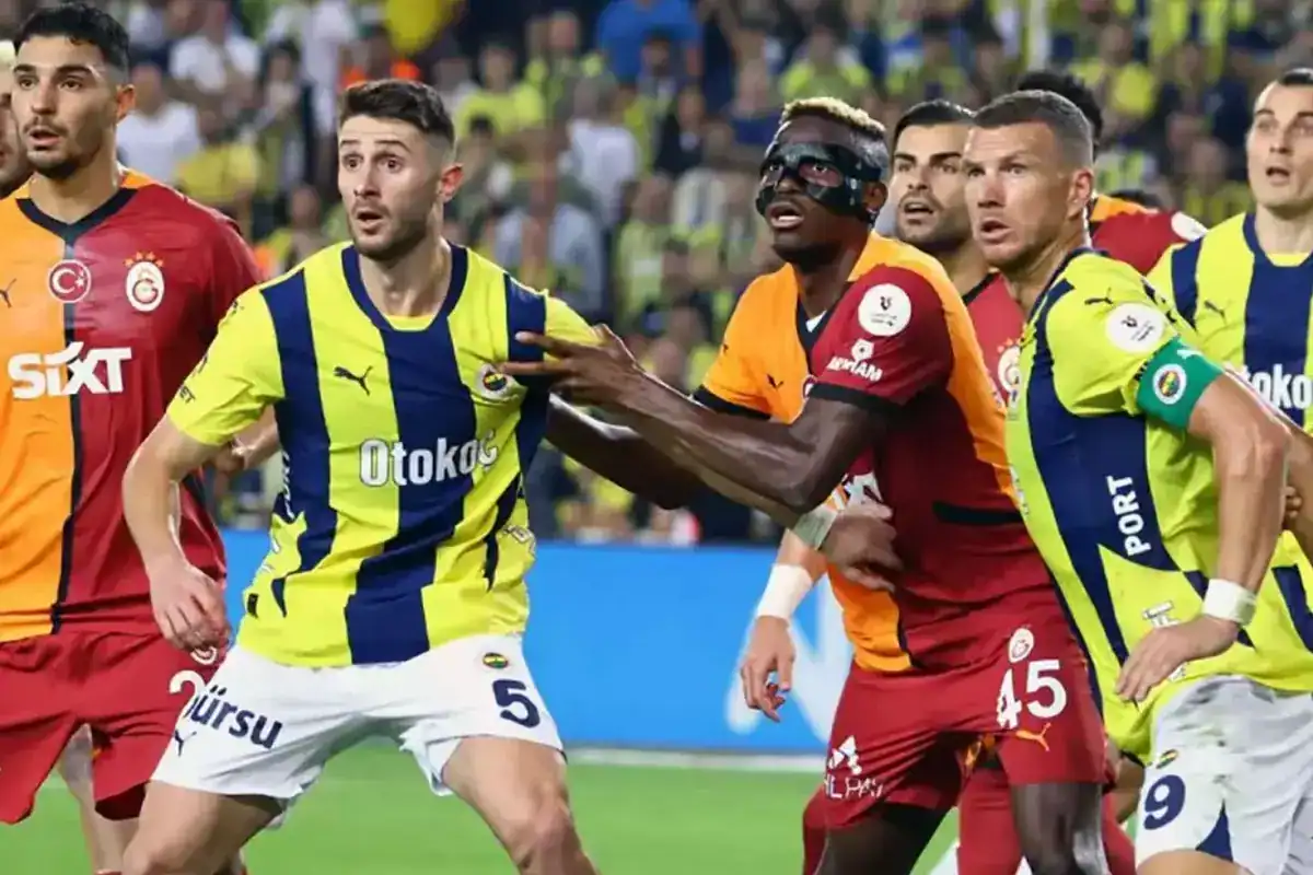 fenerbahce-galatasaray-derbisi-sifresiz-kanalda-18487977_2450_amp.jpg