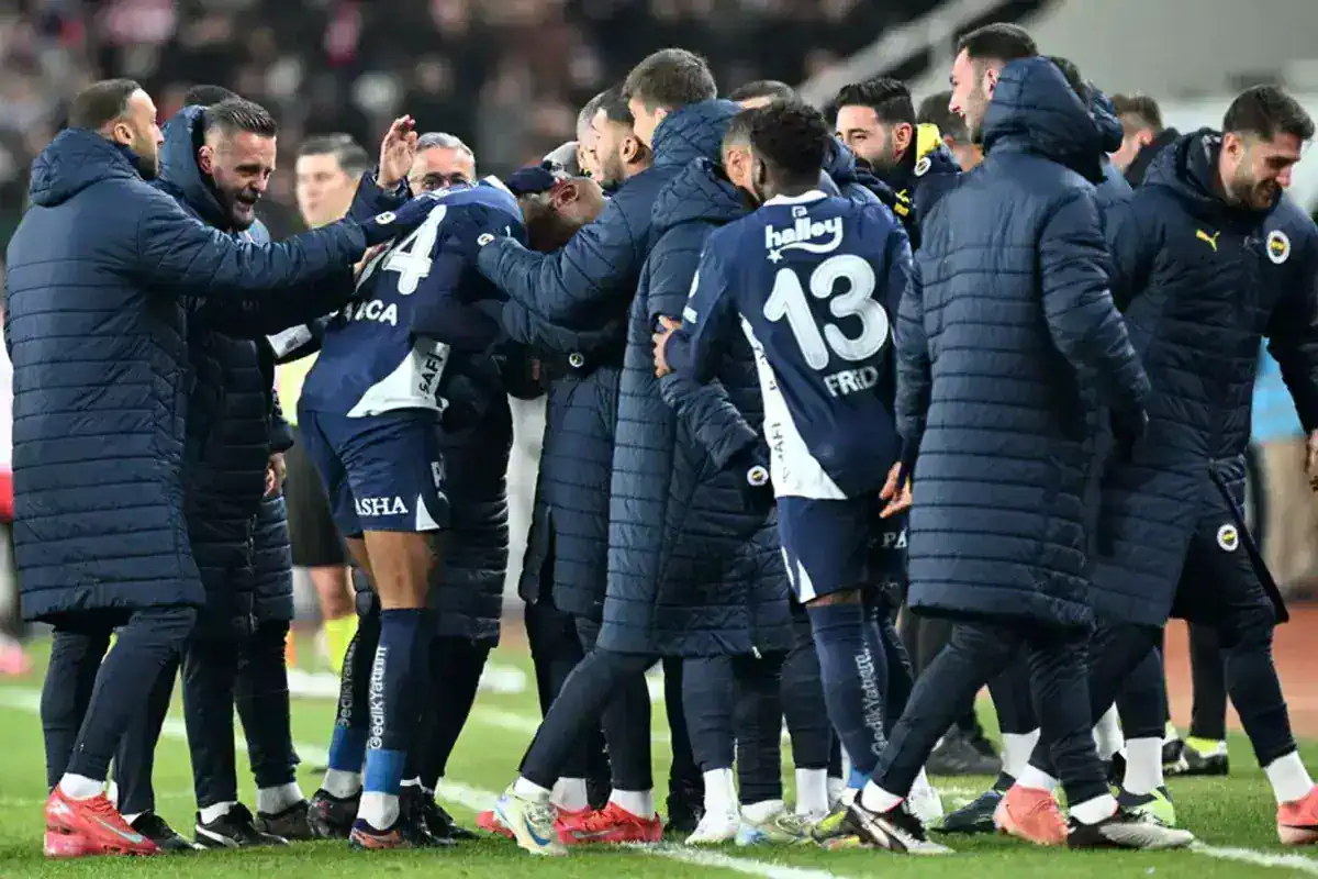 fenerbahce-sivasspor-u-3-1-maglup-etti-18509454_8121_amp.jpg
