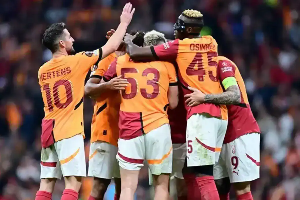 galatasaray-da-3-yildiz-sivasspor-kadrosundan-18502727_4079_amp.jpg