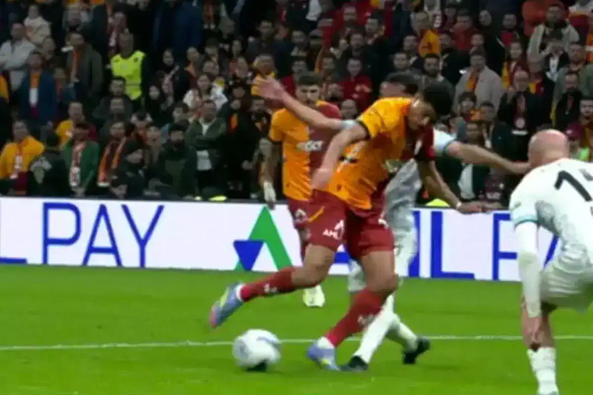galatasaray-in-iptal-edilen-penaltisinda-karar-18525096_7304_amp.jpg