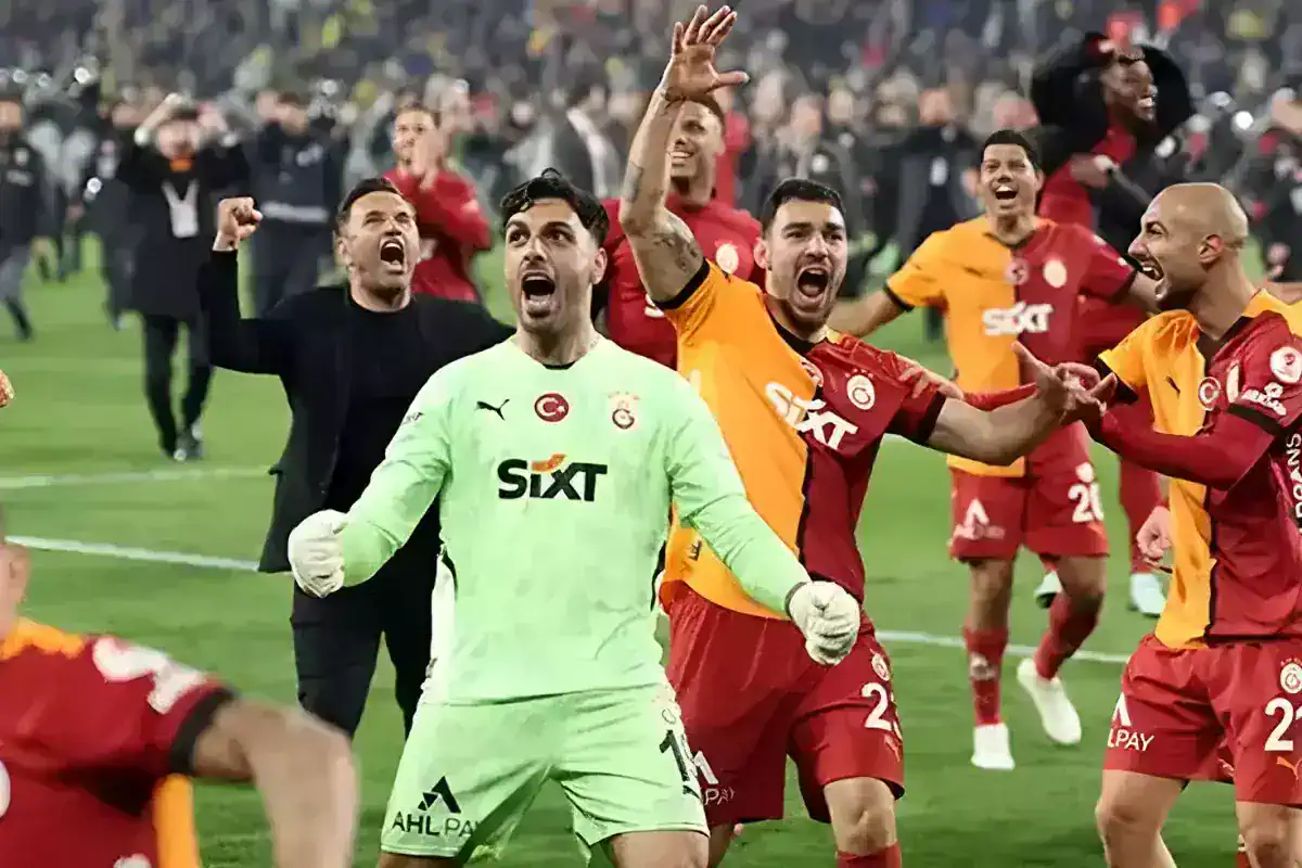 galatasaray-in-yildizindan-dikkat-ceken-ifadeler-18501326_4774_amp.jpg