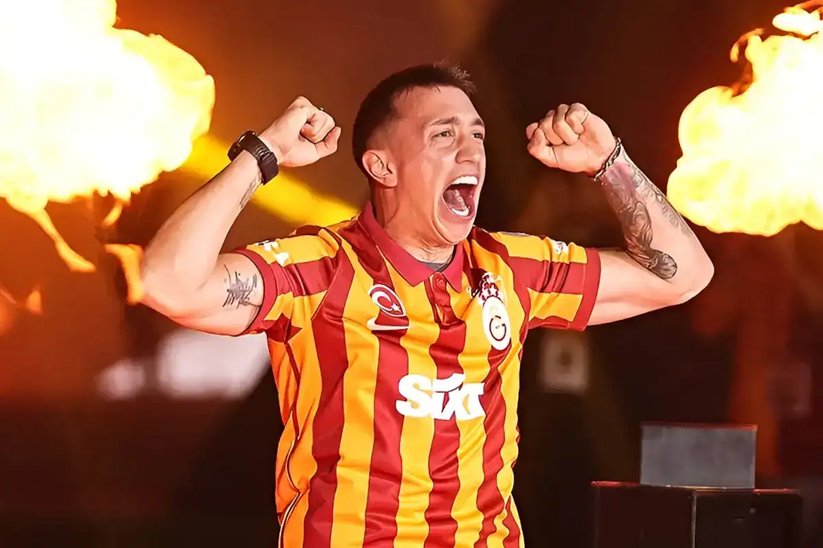 galatasaray-muslera-nin-yerine-gelecek-isimleri-18497351_4669_amp.jpg