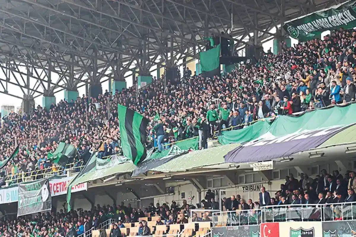 turk-futbolunun-koklu-kulubunun-kader-maci-18552513_2181_amp.jpg
