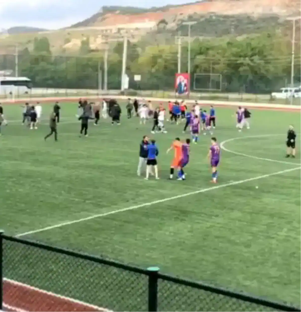 u18-turkiye-sampiyonasi-nda-yesil-saha-adeta-18566056_amp.jpg