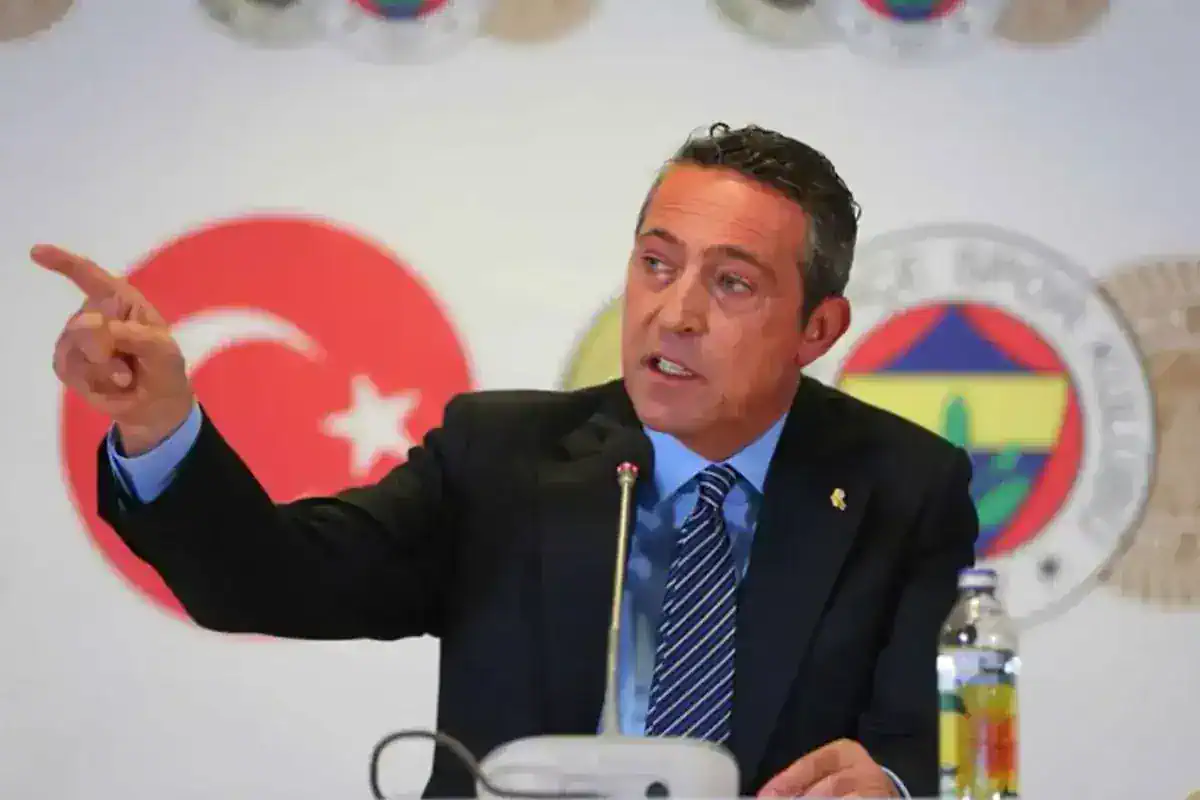 ali-koc-tan-fenerbahce-dernegi-ne-baskin-dernek-18643794_1441_amp.jpg