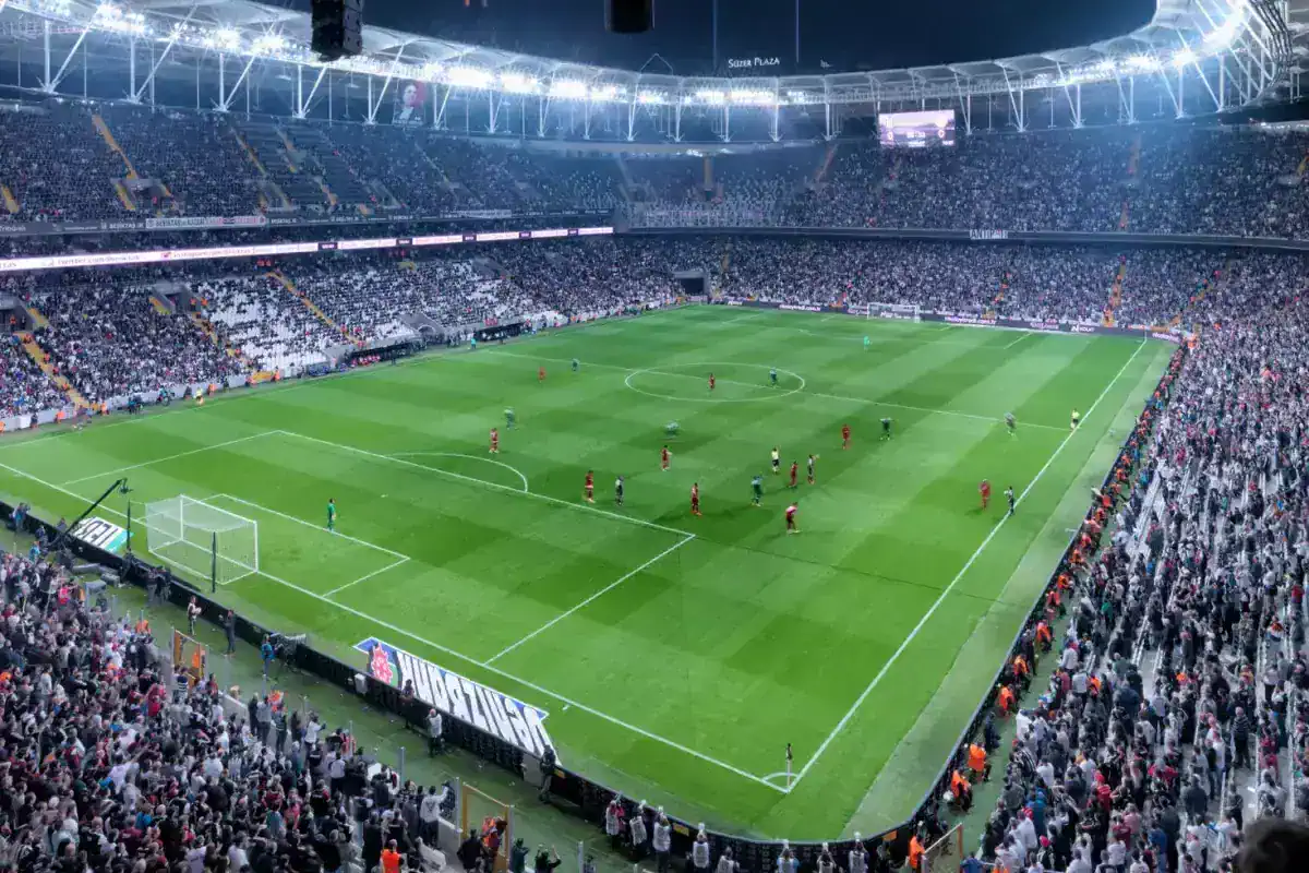 besiktas-1-lig-ekibinden-oyuncu-aliyor-18640580_8035_amp.jpg