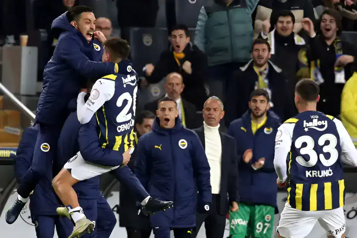 bonservisini-istiyorlar-fenerbahce-nin-kiralik-18640665_5593_amp.jpg