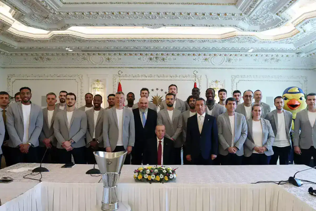 cumhurbaskani-erdogan-euroleague-sampiyonu-18691923_5009_amp.jpg