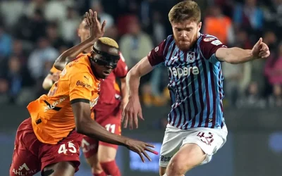Yıldız oyuncu sakatlık yaşayarak finalde sedyeyle çıktı!