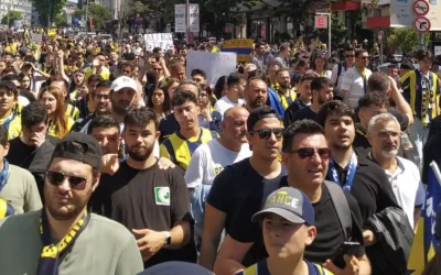 Fenerbahçe’de ‘Ali Koç istifa’ talebi yürüyüşü