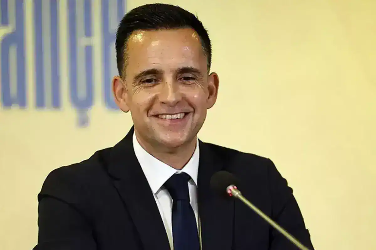 fenerbahce-de-dzeko-ve-tadic-in-ardindan-bir-18692503_4435_amp.jpg