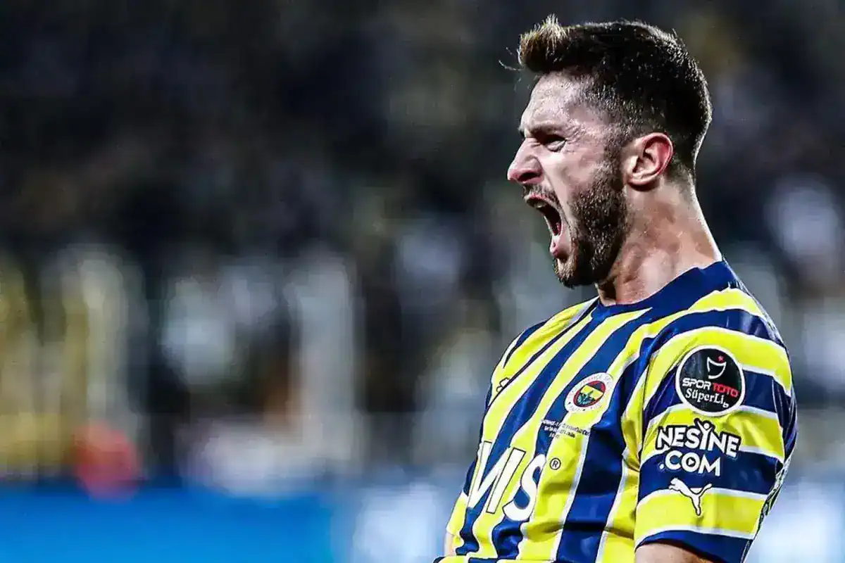 fenerbahce-ismail-yuksek-ile-nikah-tazeledi-18635470_9083_amp.jpg