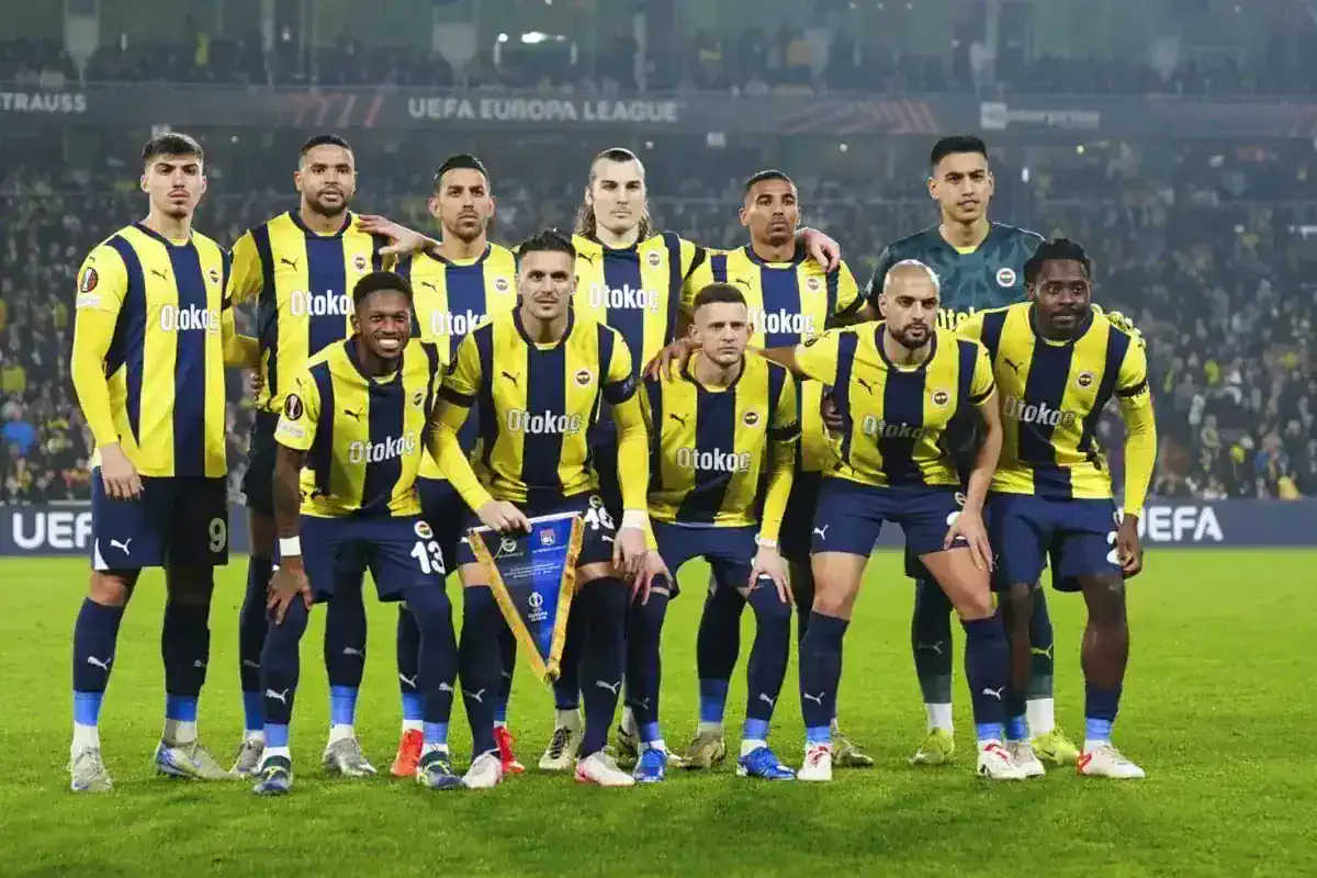 fenerbahce-ye-kotu-haber-eyupspor-macinda-yok-18608388_6615_amp.jpg