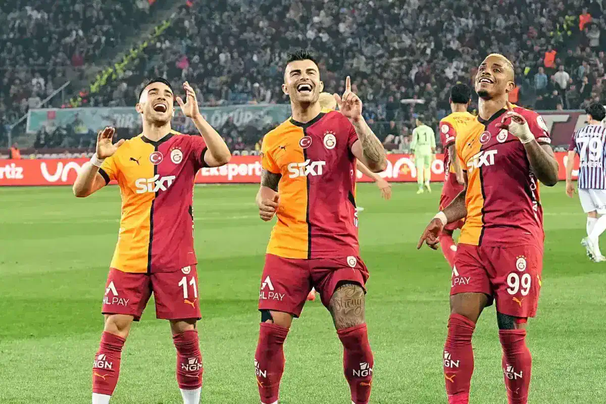 galatasaray-trabzonspor-u-maglup-etti-18612467_7397_amp.jpg