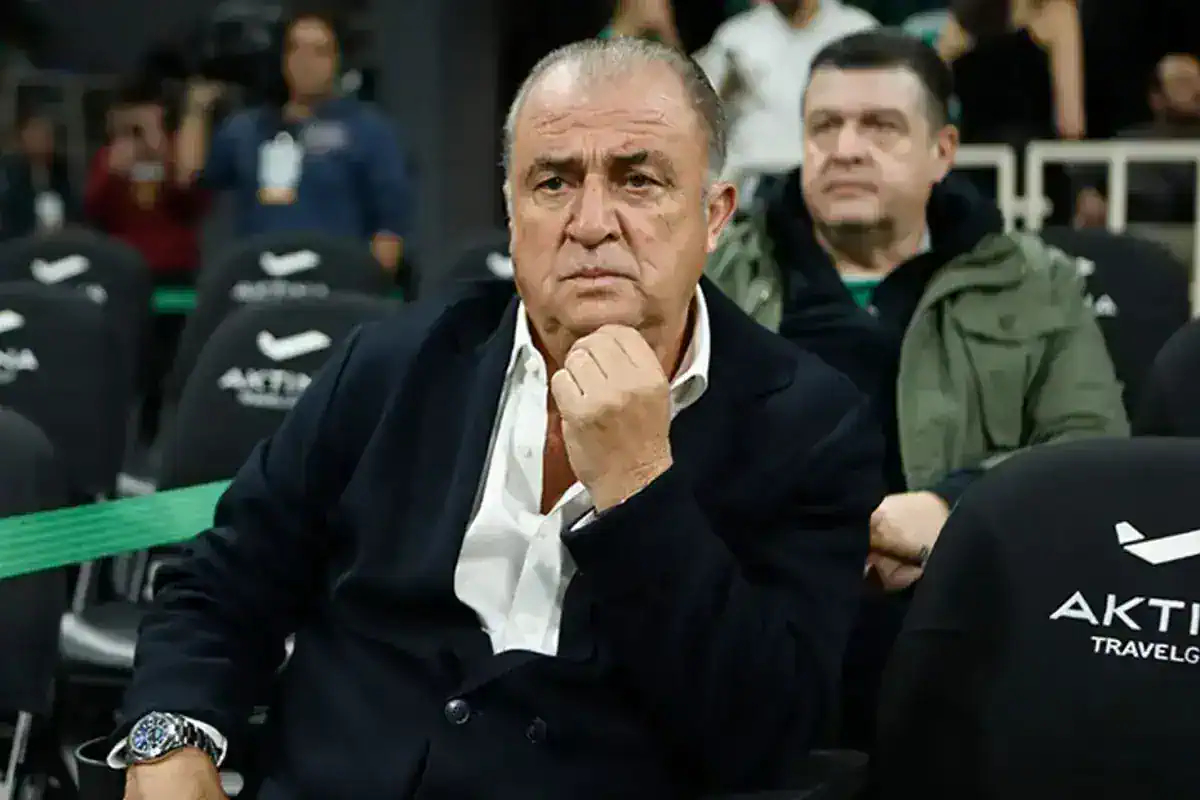 herkes-fatih-terim-in-evinin-bahcesine-astigi-18621391_1673_amp.jpg