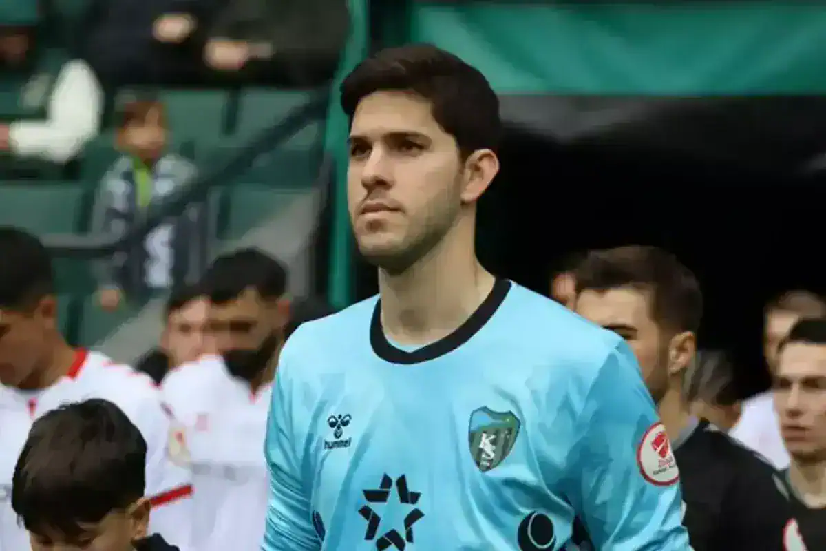 kocaelispor-ayriligi-duyurdu-batuhan-sen-18629318_7173_amp.jpg