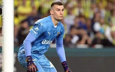 Fenerbahçe, Livakovic’in sakatlığı sonrası yeni kalecisini buldu