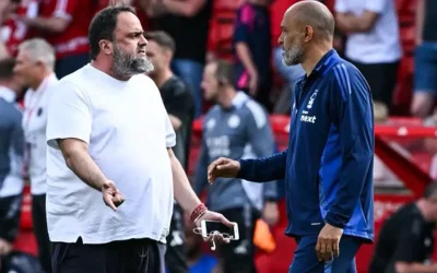 Nottingham Başkanı, 29 yıl sonra Avrupa’ya götüren hocayı eleştirdi! Taraftarlar destek verdi.