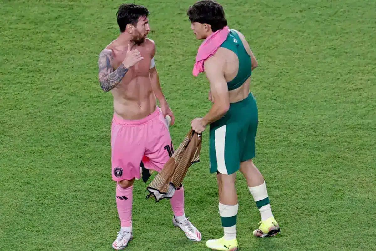 7-dakikada-neler-oldu-neler-messi-nin-takimi-psg-18782026_2493_amp.jpg