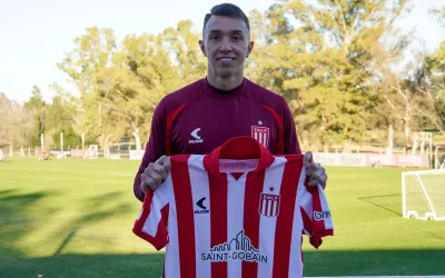 Fernando Muslera, Estudiantes’e transfer oldu