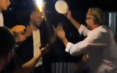 Barış, arkadaşının başında tabak kırdı!