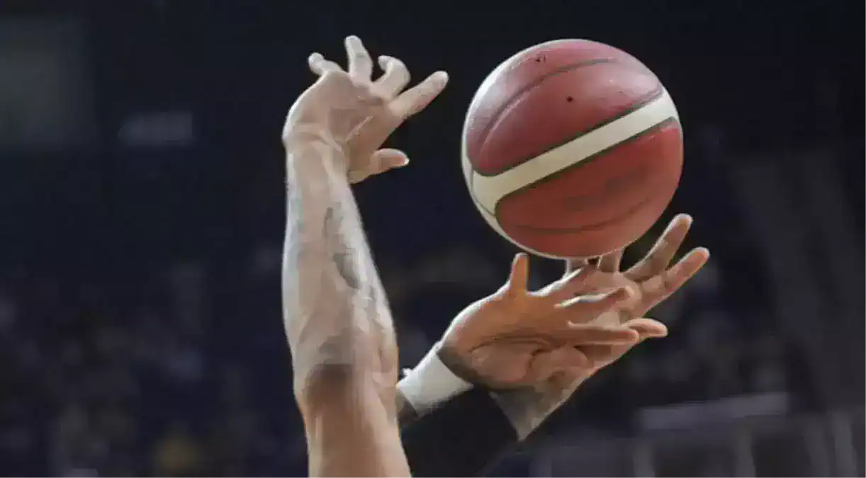 besiktas-anadolu-efes-canli-izleme-linki-var-mi-18723704_6200_amp.jpg