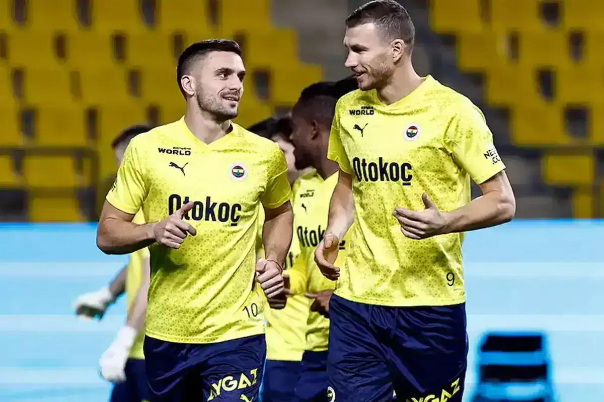 dunyaca-unlu-yildizdan-tadic-ve-dzeko-ya-18745525_3314_amp.jpg