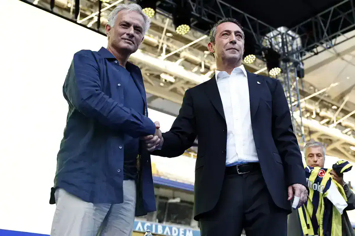 fenerbahce-de-kalacak-mi-ali-koc-tan-jose-18733653_7415_amp.jpg