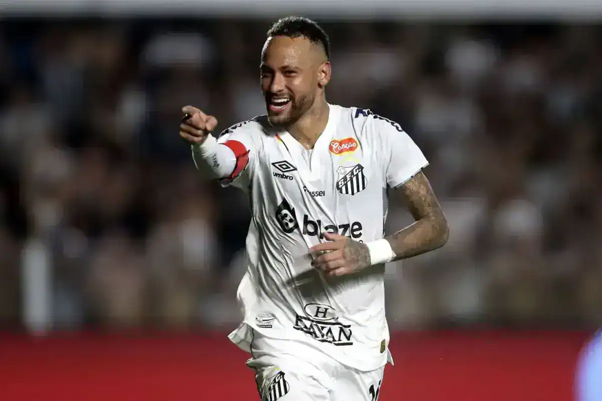 fenerbahce-iddialari-vardi-neymar-transfer-icin-18782589_5613_amp.jpg
