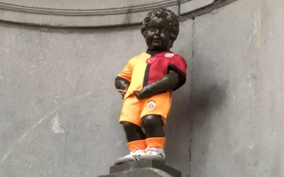 Galatasaray forması 406 yıllık Manneken Pis’e!