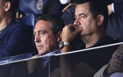 Fenerbahçe’den yıldız futbolcuya dev teklif!
