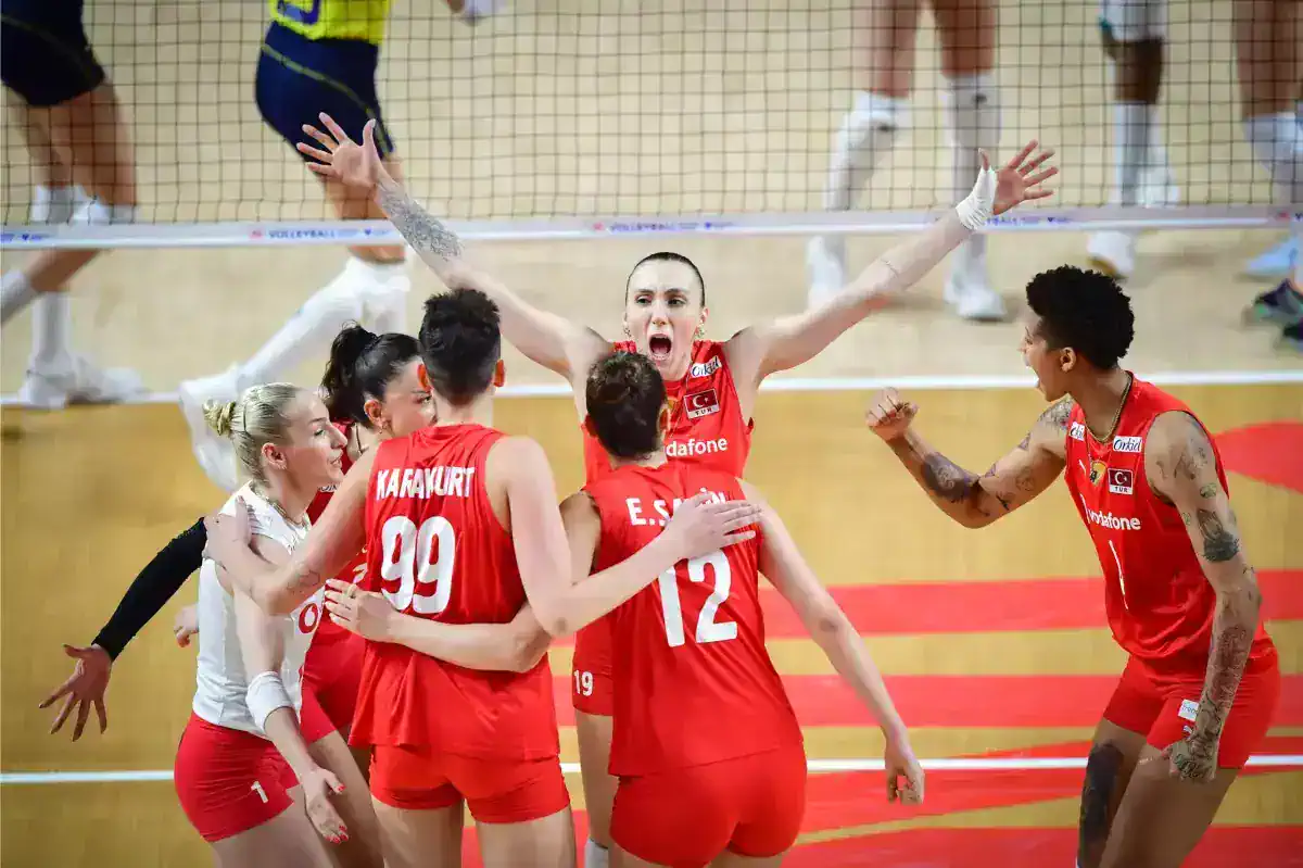 milletler-ligi-kadin-voleybol-2-hafta-maclari-ne-18750557_3647_amp.jpg