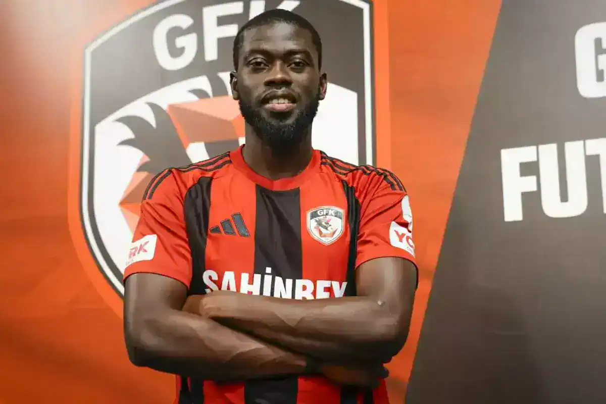 super-lig-in-gediklisi-badou-ndiaye-bu-kez-1-18795799_5953_amp.jpg